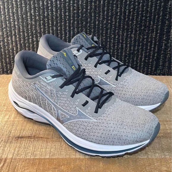 Mizuno Other - MIZUNO WAVE INSPIRE 17 FITNESS WORKOUT RUNNING SHOES - Size 12